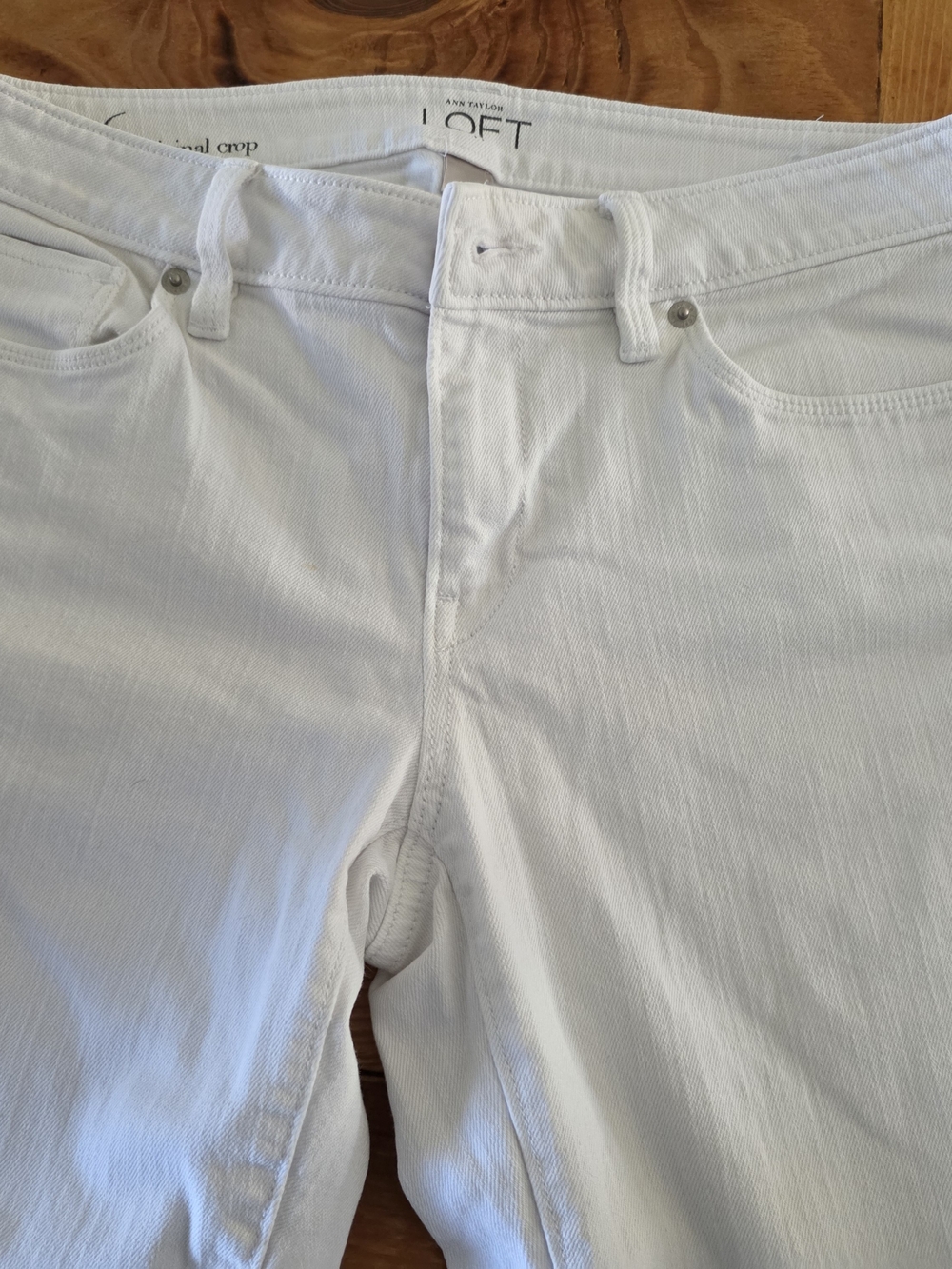 LOFT White Cropped Ankle Jeans